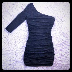 🛍3 FOR $25- LITTLE BLACK DRESS- ONE SHOULDER